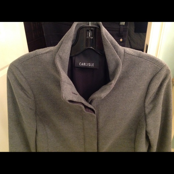 Timeless Jacket - Picture 2 of 3